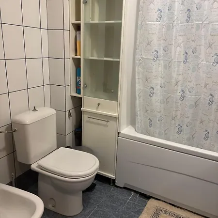 Premium A Two Bedroom 스코페